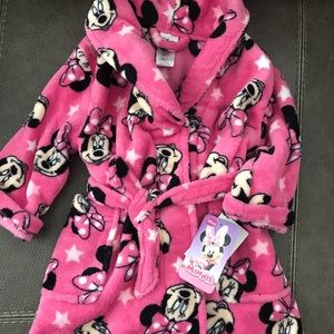 NWT Disney Minnie Mouse Plush Robe 2T
